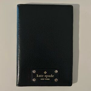 NWOT Kate spade ♠️ passport holder